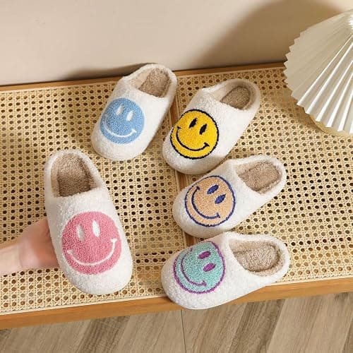KEYUSHOP Happy Face Slippers thumbnail 6