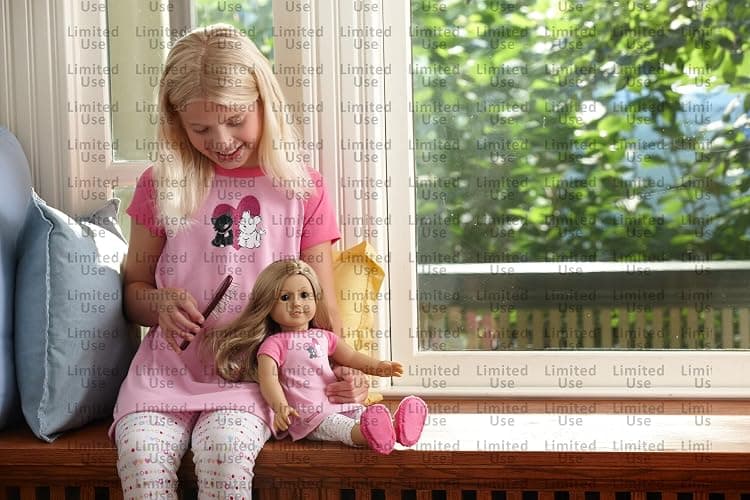 American Girl 18-inch Doll Accessories Doll Brush with Sturdy Wooden Handle and Wire Bristles, For Ages 8+ thumbnail 4