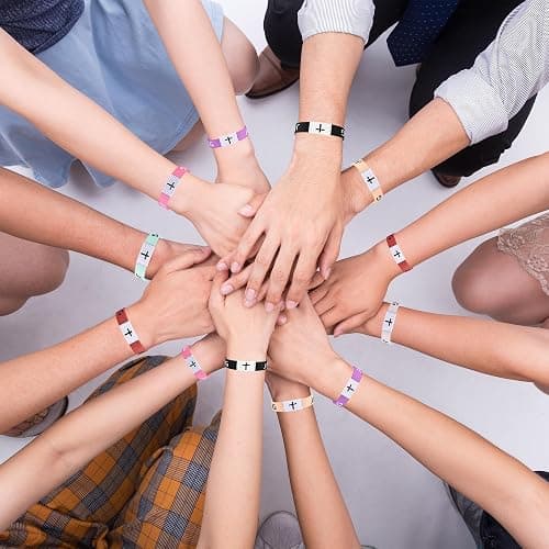 Pmormyy Daily Bible Verse Jesus is King Bracelet, Christian Jesus Wearable Bracelet Wristband for Women Men thumbnail 6