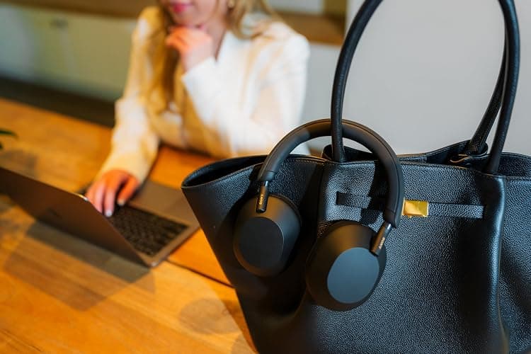 Sony WH-1000XM5 Premium Noise Cancelling Wireless Headphones, Black | Auto NC Optimizer, Up to 30 Hrs of Battery, Carrying Case, Crystal Clear Calls, Touch Control, Multipoint Connection thumbnail 6