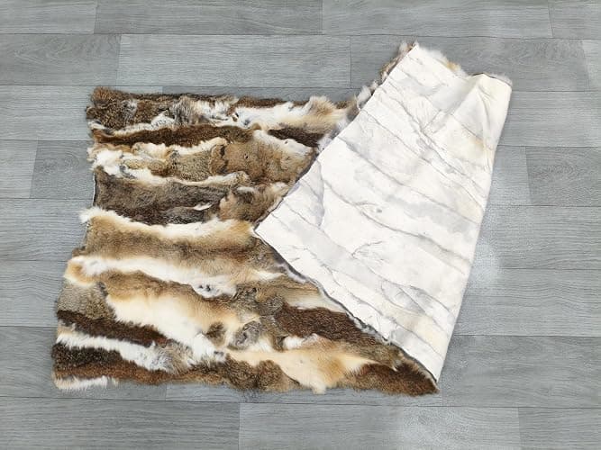 Natural Rabbit Fur Sofa Bed Throw Blanket,Rug,Rabbit Pelt Skin Fur Blankets/Plates Furry Soft Warm Lush Throw Home Decoration Reprocessed DIY Materials (21.65" x 43.3" Tan) thumbnail 2