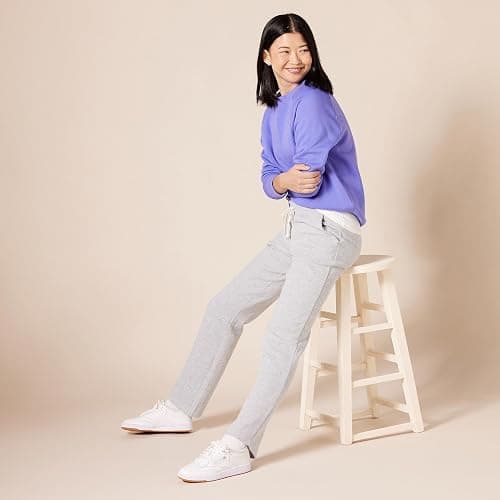 Amazon Essentials Women's Straight Leg Fleece Sweatpants with Drawstring (Available in Plus Size) thumbnail 3