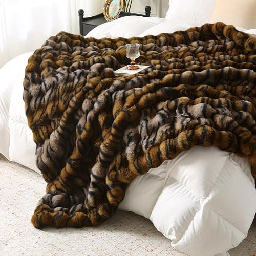 MERRYLIFE Luxury Thick Plush Tiger Print Faux Rabbit Fur Throw Blanket Ultra-Plush Cozy Soft Decorative Blanket Use for Couch Bed Travel (Tiger, 60"*80") thumbnail 3