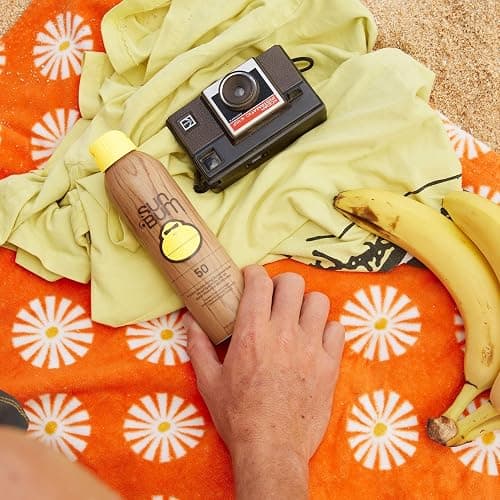 Sun Bum Original SPF 50 Sunscreen Body Spray - Broad Spectrum Moisturizing Sunscreen with Vitamin E - Hawaii 104 Act Compliant (Made without Octinoxate & Oxybenzone) - 6 oz - SPF 50 - 6 Ounce (Pack of 1) thumbnail 4
