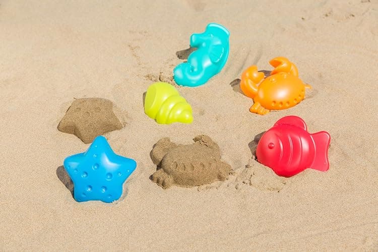 Hape Sea Creatures Sand and Beach Toy Set Toys, Multicolor thumbnail 4