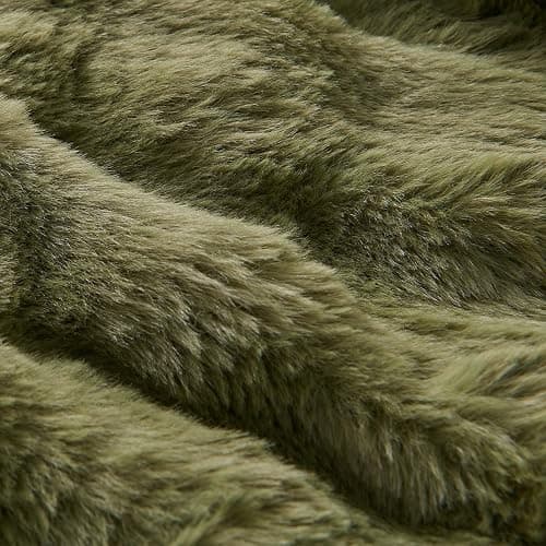Lotus Karen Faux Fur Throw Blanket Dark Green - 800 GSM Bubble Rabbit Fluff Blanket for Couch Bed Sofa,Softest Fluffy Fuzzy Cozy Blanket,Thick Furry Plush Shaggy Warm Blankets for Women,90x90 Inches thumbnail 4