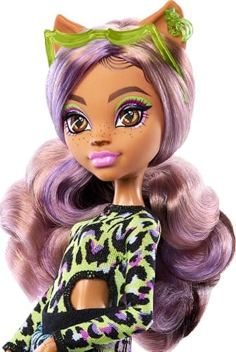 Monster High Scare-adise Island Clawdeen Wolf Doll with Swimsuit, Joggers & Beach Accessories Like Visor, Water Bottle, & Book thumbnail 3