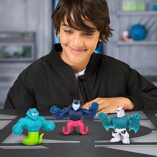 MrBeast Lab - Hyper Fusion Stretchy Hero, Sabertooth Squid, 5 Inch (12.7CM) Goo Filled Standing Figure, Stretch Up to 3 Times His Size, Collect All 3; Cobra Panther, Tiger Dragon and Sabertooth Squid thumbnail 4