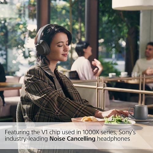 Sony WH-CH720N Noise Cancelling Wireless Bluetooth Headphones - Up to 35 hours battery life and Quick Charge - Black - Black thumbnail 4
