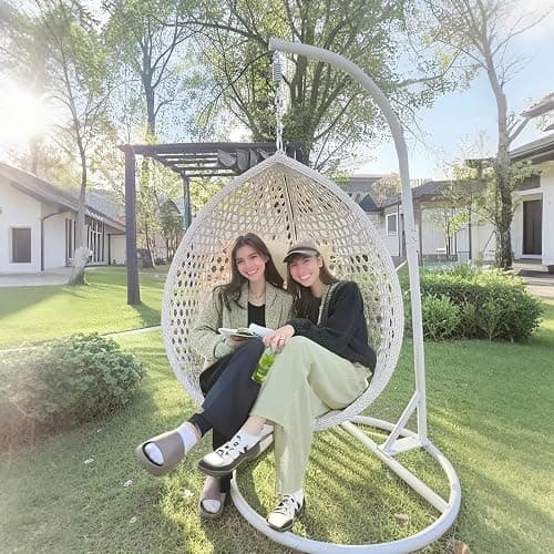 Hanging Egg Chair Outdoor Indoor,Wicker Swing Egg Chair with Stand, 300lbs Capacity for Bedroom Patio Garden Balcony Yard (White) thumbnail 3