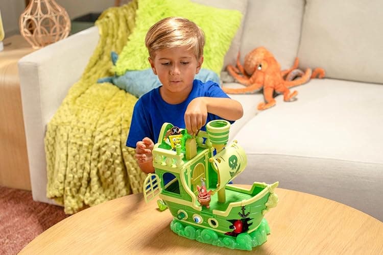 SpongeBob Squarepants Movie: The Search for Squarepants - The Flying Dutchman’s Ship Playset with 6 Exclusive Figures, Lights, Motion & Hidden Features for Kids Ages 3+ thumbnail 2