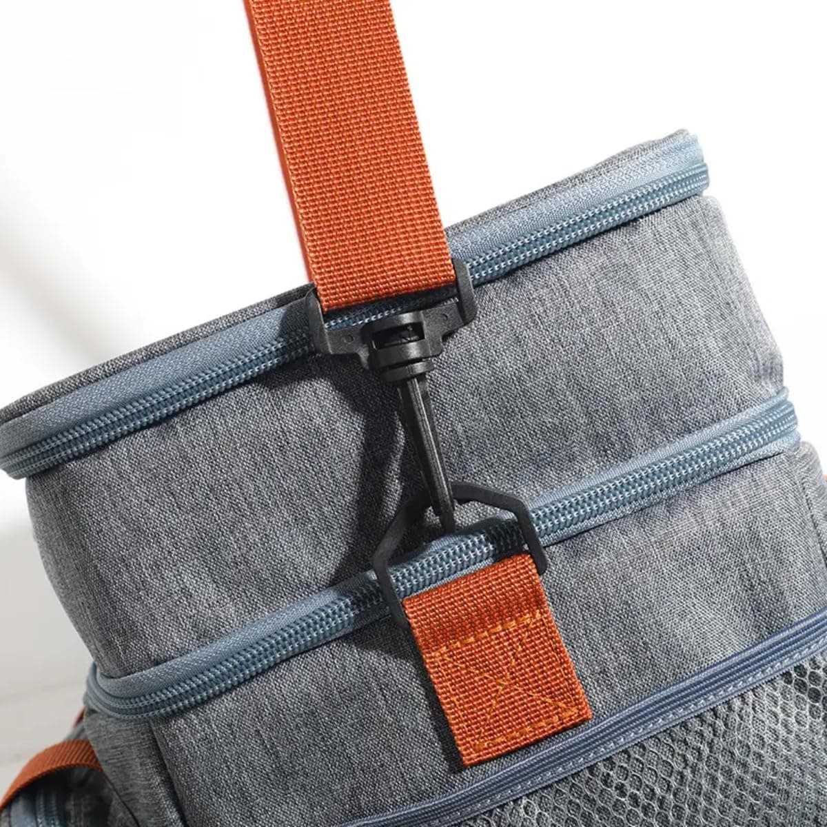 Bolsa Termica Marmita Lancheira Grande Alça Ombro Trabalho Passeio Academia Dois Andares (Bolsa Preta) thumbnail 6