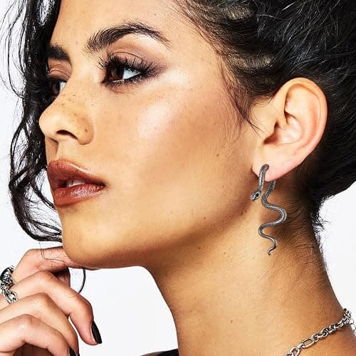 HZMAN Retro Snake Earrings for Men Women Stainless Steel Gothic Punk Decapitation Splicing Snake Stud Earring Biker Party Jewelry Gift thumbnail 3