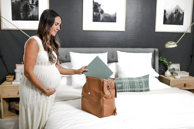 Lucy Darling Baby Memory Book – Celestial Skies | Luxury Baby First Year Book & Photo Album | Gender Neutral Keepsake Journal for Milestones, Memories & Photos | Thoughtful Pregnancy Gift thumbnail 6