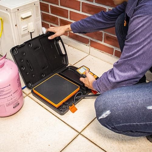 Elitech Refrigerant Scale 110 lbs, HVAC Scale with LB+OZ Display, LMC-100F+ | High Accuracy ±0.05% +5g, Dual Unit LB/OZ & Kg/g, 2g Resolution, Sturdy Metal Platform, Carry Case Included thumbnail 10