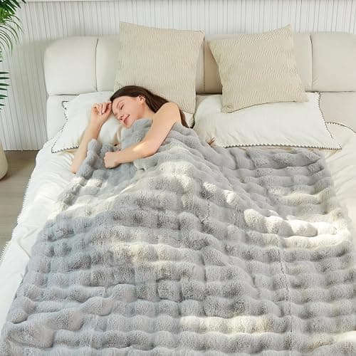 The Malibu Blanket - LuxeComfort Faux Fur Bubble Blanket 60"x70" Pebble Grey - Luxuriously Soft, Elegant, Reversible Design, Home Décor, Picnics, and Travel (Pebble Grey, Oversized Throw 60x70) thumbnail 8