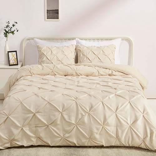 Amazon Basics Soft, Breathable Queen Size Comforter Sets, All-Season Down-Alternative 3-Piece Bedding Set, Pinch Pleat Design, Full/Queen Size, Beige - Image 1