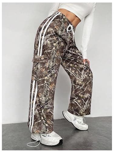 Verdusa Women's Camo Cargo Pants Drawstring Waist Baggy Pants Loose Straight Leg Sweatpants with Pockets thumbnail 5