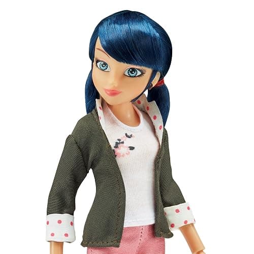 BANDAI Miraculous: Tales of Ladybug & Cat Noir - Marinette 26cm Fashion Doll with Accessories thumbnail 2