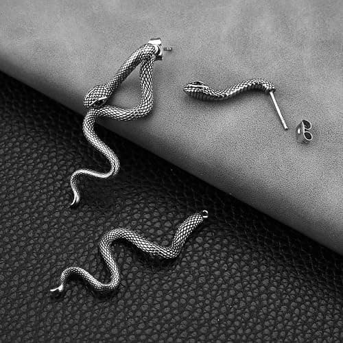 HZMAN Retro Snake Earrings for Men Women Stainless Steel Gothic Punk Decapitation Splicing Snake Stud Earring Biker Party Jewelry Gift thumbnail 5