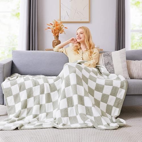 WRENSONGE Checkered Throw Blanket, Sage Green Soft Cozy Fluffy Hand Made Throw Blankets for Couch, Sofa, Chair, Bed, Camping, Picnic, Travel Lightweight Bed Blankets for Women Mothers Birthday Gifts thumbnail 3