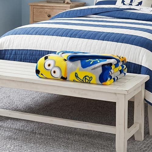 Franco Kids Bedding Super Soft Plush Throw Blanket, 46 in x 60 in, Minions The Rise Of Gru thumbnail 5