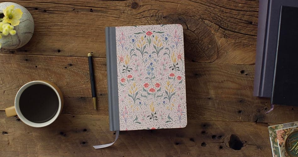 ESV Single Column Journaling Bible, Artist Series (Cloth over Board, Lulie Wallace, In Bloom): Holy Bible, English Standard Version thumbnail 2