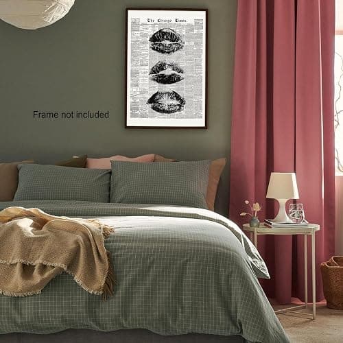 Trendy Newspaper Wall Art Vintage Black And White Kiss Lips Posters Retro Cool Girl Canvas Prints Funky Girly College Wall Decor for Girl Dorm Room Bedroom 12x16in Unframed thumbnail 6