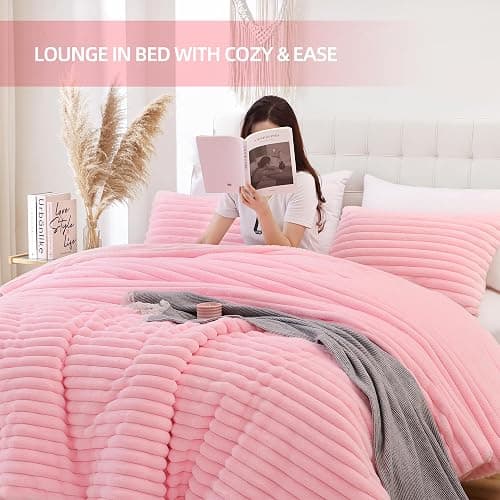 Smoofy Fluffy Queen Comforter Set 3 Pieces - Pink Fleece Fluffy Comforter Set, Luxury Fuzzy Queen Bedding Set, Soft Warm Bed Set All Season, Heavy Faux Fur Comforter with 2 Pillow Cases thumbnail 6
