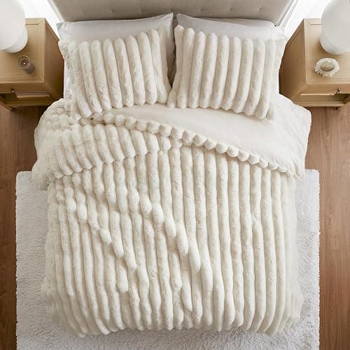 Madison Park Jasmine Luxurious Plush Queen Comforter Set, 3 Piece, Ivory | Soft Faux Fur Ribbed Velvet Bedding Set Full Size for Winter, Reversible, Warm Fuzzy Thick, with Matching Shams thumbnail 2