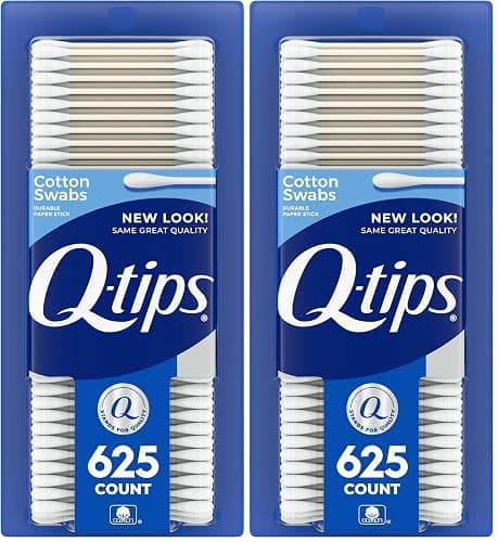 Q-tips Cotton Swabs for Hygiene and Beauty Care Original Cotton Swab Made with 100% Cotton 625 Count, White (Pack of 2) - Image 1