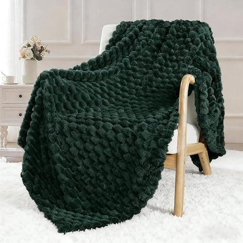 Exclusivo Mezcla Extra Large Fleece Throw Blanket for Couch, 50x70 Inches Stylish Jacquard Soft Throw Blanket, Fuzzy Cozy Lightweight for All Season, Forest Green - Image 1