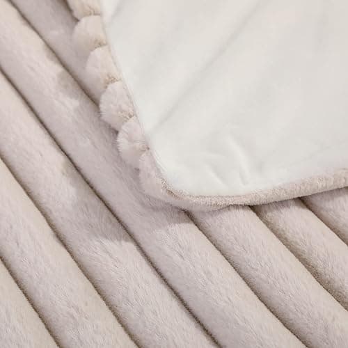 SofyCotty Faux Fur Striped Throw Pillow Covers Set of 2 Ultra Soft Shaggy Plush Pillow Cases Standard/Queen Size Decorative Fluffy Pillowcases Pillow Shams with Zipper Closure(Standard,Cream White) thumbnail 2