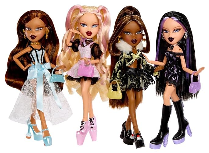 Bratz Stylin’ Birthdayz Cloe Fashion Doll with Customizable T-Shirt for You and Accessories thumbnail 7