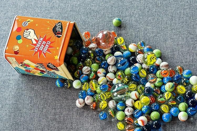 Neato! Classics 160 Marbles In A Tin Box by Toysmith - Retro Nostalgia Glass Shooter, Marble Games Are Timeless Play For Kids - Boys & Girls thumbnail 2