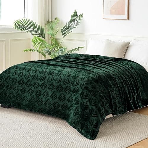 Exclusivo Mezcla Fleece Throw Blanket for Couch, Super Soft and Cozy Blankets All Season Use, Leaves Pattern, Plush Fuzzy Lightweight, Forest Green, 50x60 Inch thumbnail 8