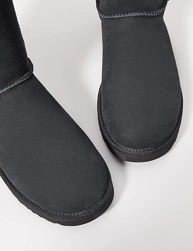 UGG Women's Classic Short II Boot thumbnail 8