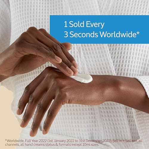 L'OCCITANE 20% Organic Shea Butter Hand Cream, Nourishes & Protects Dry Hands, Fast-Absorbing, Non-Greasy, Leaves Skin Moisturized & Soft, Vegan thumbnail 7