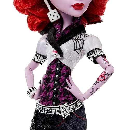 Monster High Boo-riginal Creeproduction - Operetta, bambola da collezione con diario, ragnetto Memphis Daddy O Longlegs e piedistallo, giocattolo per bambini, 6+ anni, HYV90 thumbnail 5