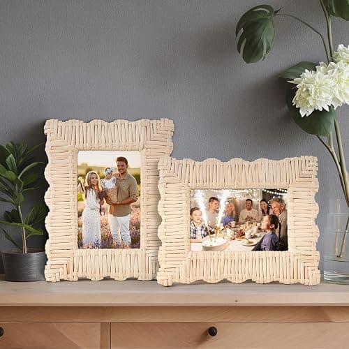Lineshading 2 Pack Scalloped Woven Wicker Picture Frame 4 x 6 Inch Rattan Photo Frame for Wall Tabletop Display Home Decor Accessories Gifts for Family Friends thumbnail 6