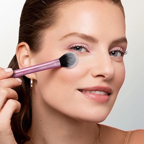 Real Techniques Setting Brush With Ultra Plush Custom Cut Synthetic Bristles and Extended Aluminum Ferrules to Build Coverage thumbnail 6