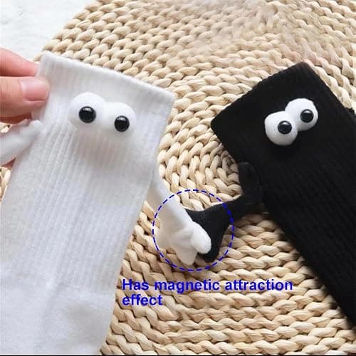 2 Pairs Magnetic Holding Hands Socks Funny Couple Gifts, Best Friend, Engagement, Anniversary, Teens Gag Cute Weird Stuff thumbnail 2