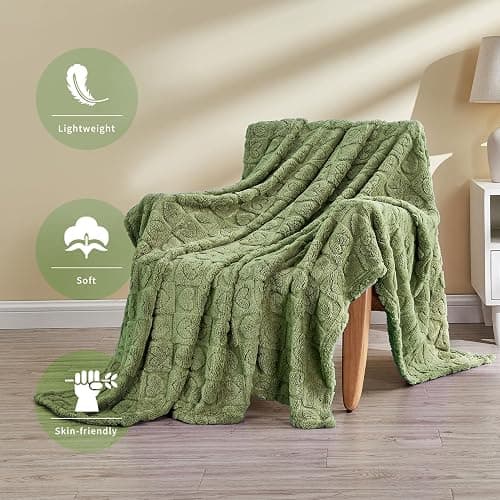 FY FIBER HOUSE Throw Blankets with Heart Checkered,Soft Warm Blankets for Lover Mom Father Gifts,Washable Lightweight Fuzzy Blanket for Couch Sofa Bed All Season(Sage Green,90"x90") thumbnail 4