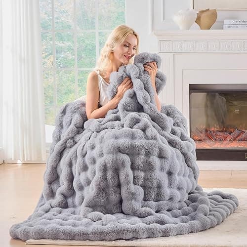 BENVWE Fluffy Faux Fur Throw Blanket for Couch, Soft Plush Thick Cozy Fuzzy Luxury Minky Bubble Blanket for Home Living Room Decor Gift for Women, Light Grey, 51" x 63", 1100GSM thumbnail 5