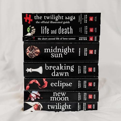 The Twilight Saga: The Official Illustrated Guide thumbnail 4