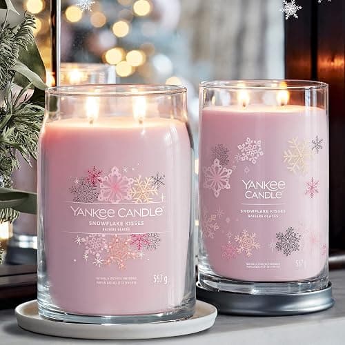 Yankee Candle Signature Scented Candle | Snowflake Kisses Large Tumbler Candle with Double Wicks | Soy Wax Blend Long Burning Candle | Perfect Gifts for Women thumbnail 7