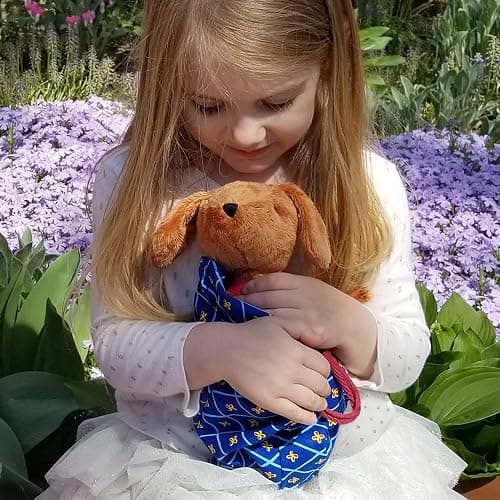 Genevieve The Dog Soft Stuffed Animal Plush Toy in Madeline Tote Bag thumbnail 2