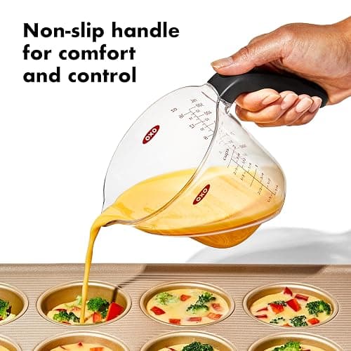 OXO Good Grips 3-Piece Angled Measuring Cup Set thumbnail 5