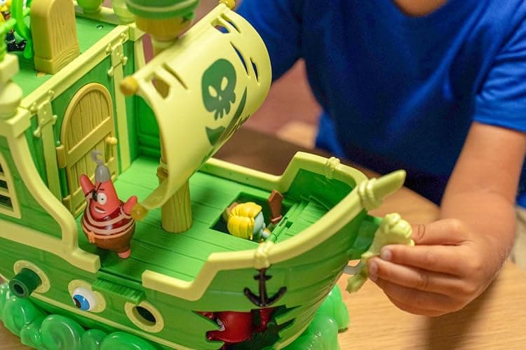 SpongeBob Squarepants Movie: The Search for Squarepants - The Flying Dutchman’s Ship Playset with 6 Exclusive Figures, Lights, Motion & Hidden Features for Kids Ages 3+ thumbnail 5