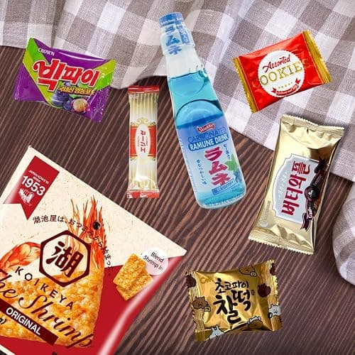 UNHA'S Korean and Japanese Snack Box Variety Pack – 50 Count Individually Wrapped Snacks, Candy, Chips, Cookies, and Treats Sampler for Kids, Students, Adults, Gift or Care Package thumbnail 6